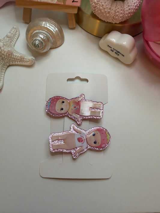 Angel Strawberry Clip